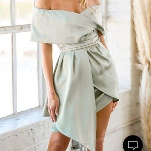 Lulus Green Dress